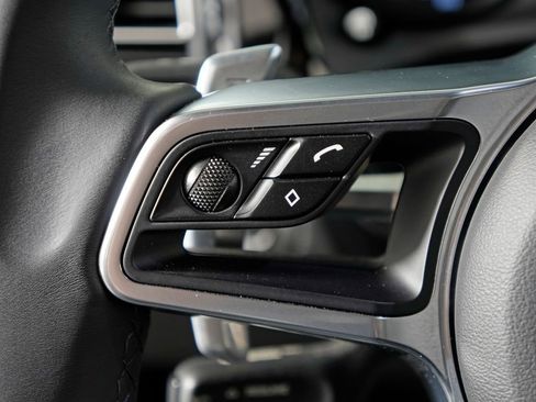 Certified 2021 Porsche Macan S AWD/4WD image 25