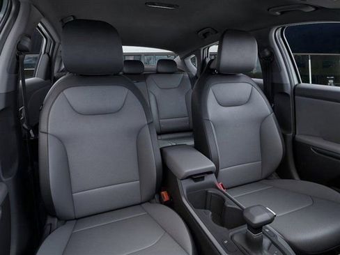 New 2026 Kia K4 EX image 15