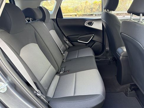 Used 2021 Kia Soul LX FWD image 16