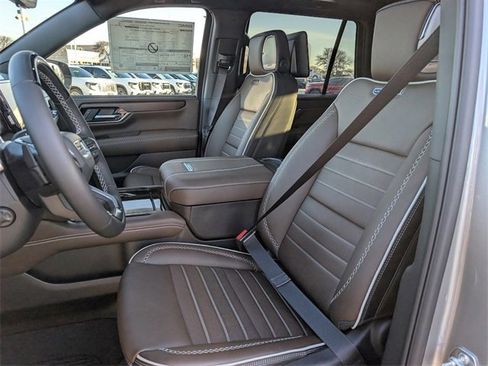 New 2026 GMC Yukon Denali Ultimate image 18