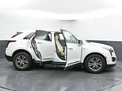Used 2023 Cadillac XT5 Premium Luxury w/ Technology Package AWD/4WD image 61