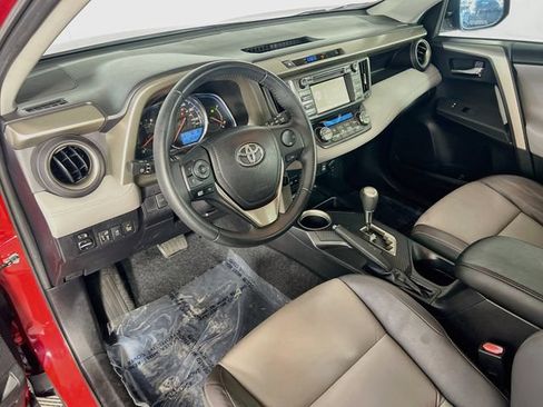 Used 2014 Toyota RAV4 Limited w/ Technology Package FWD image 11
