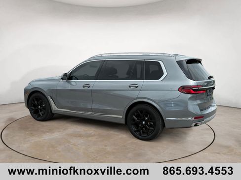 Used 2023 BMW X7 xDrive40i w/ Premium Package AWD/4WD image 5