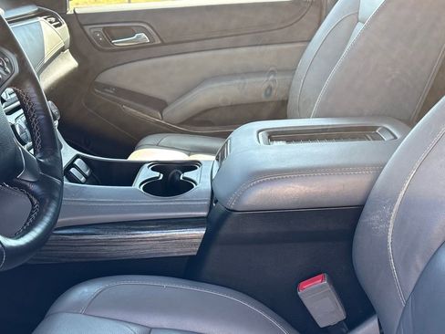 Used 2017 Chevrolet Tahoe LT image 10