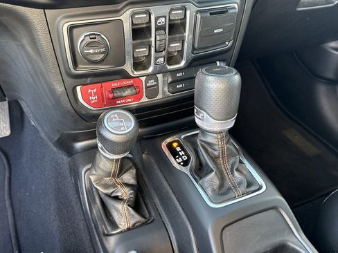 Used 2023 Jeep Gladiator Mojave w/ LED Lighting Group image 24