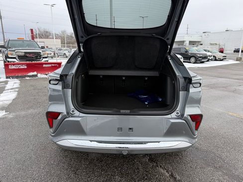 New 2026 Buick Envista Avenir image 9