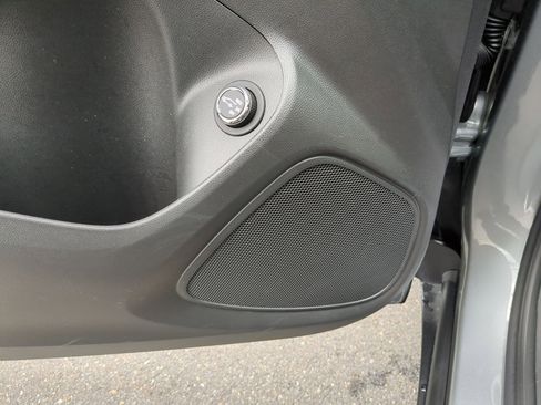 Used 2024 Buick Encore GX Preferred FWD image 21