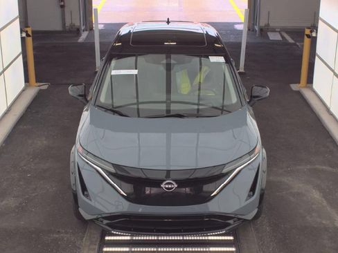 Used 2024 Nissan Ariya AWD image 2