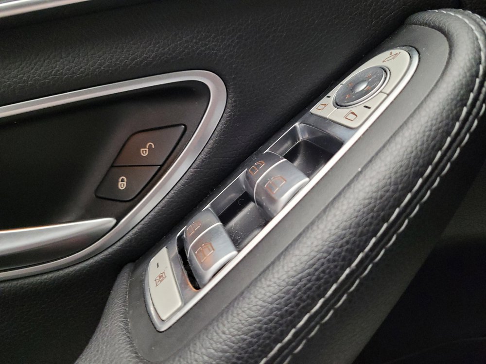 Used 2017 Mercedes-Benz C 300 Sedan image 27