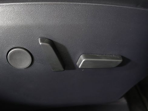 Used 2020 Tesla Model S Long Range image 36