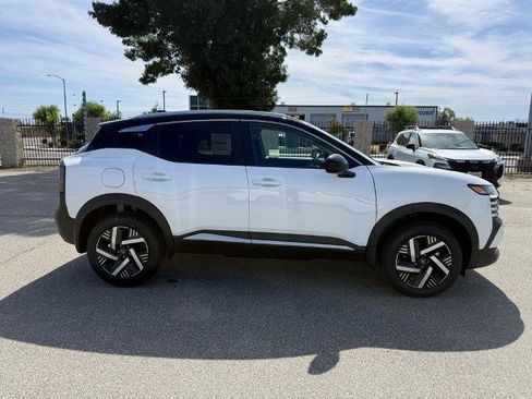 New 2026 Nissan Kicks SV w/ Interior Electronics Package FWD image 7