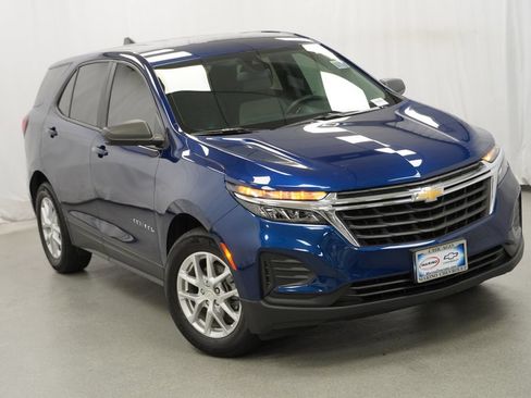 Certified 2022 Chevrolet Equinox LS FWD image 37