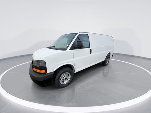 New 2026 GMC Savana 2500 w/ Driver Convenience Package RWD image 4