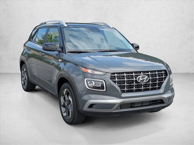 Certified 2025 Hyundai Venue Limited FWD image 7