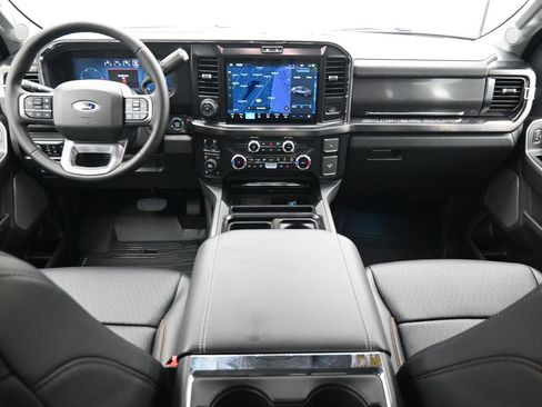 New 2026 Ford F250 Lariat w/ Black Appearance Package image 21