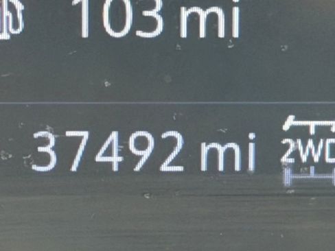 Used 2021 Buick Encore GX Essence image 12