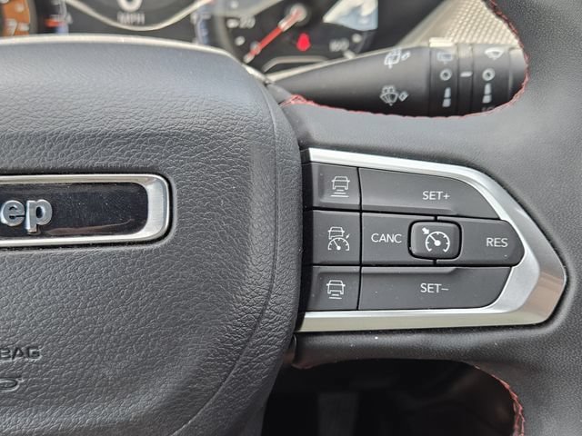 Used 2024 Jeep Compass Trailhawk AWD/4WD image 29