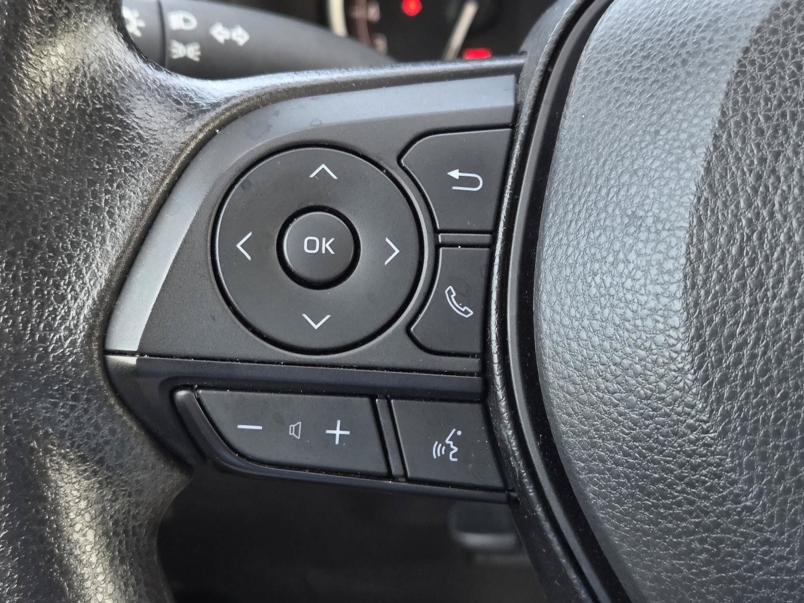 Used 2024 Toyota RAV4 XLE FWD image 19