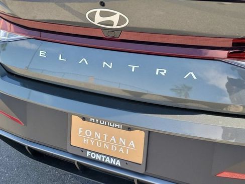 New 2026 Hyundai Elantra SEL Sport FWD image 30