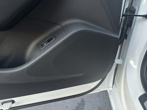 New 2025 Audi A6 e-tron Premium image 10