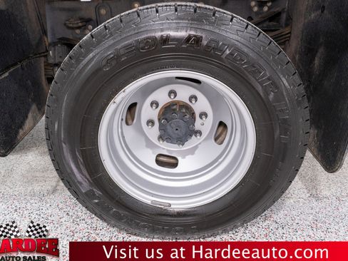 Used 2025 Ford F350 XLT w/ FX4 Off-Road Package AWD/4WD image 10