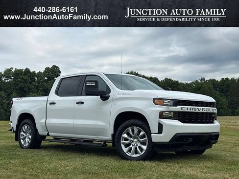 Used 2021 Chevrolet Silverado 1500 Custom w/ Custom Max Trailering Package AWD/4WD image 1
