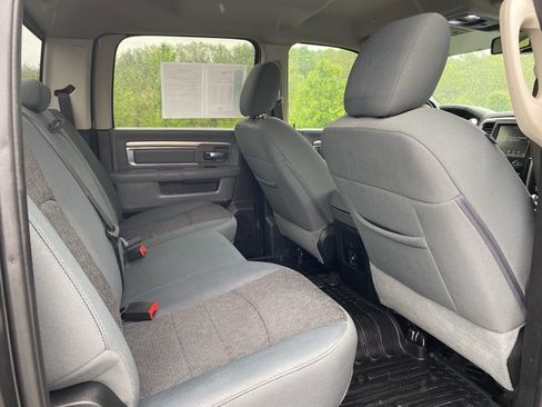 Used 2017 RAM 3500 Big Horn AWD/4WD image 16