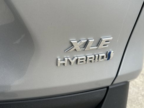 Used 2024 Toyota RAV4 XLE image 11