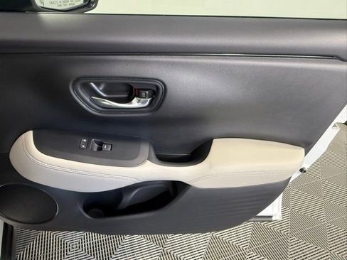 Used 2024 Honda HR-V LX image 45