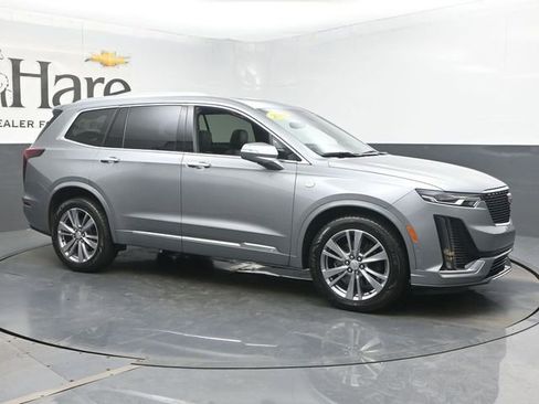 Used 2024 Cadillac XT6 Premium Luxury w/ Technology Package AWD/4WD image 6