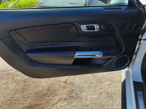 Used 2022 Ford Mustang Premium RWD image 30