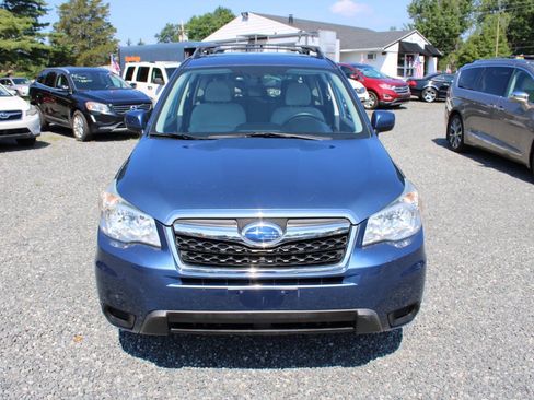 Used 2014 Subaru Forester 2.5i Premium AWD/4WD image 3