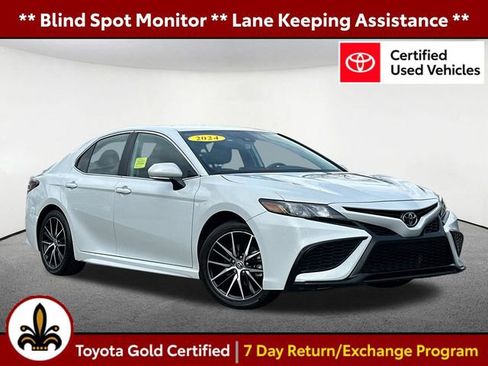 Certified 2024 Toyota Camry SE w/ Convenience Package FWD image 1