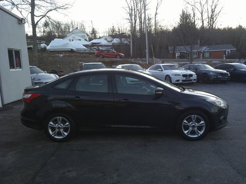 Used 2014 Ford Focus SE image 4