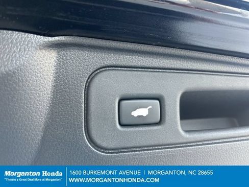 Used 2025 Honda Passport Black Edition image 36