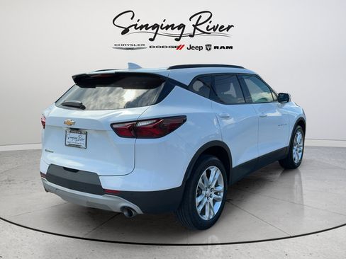 Used 2021 Chevrolet Blazer LT w/ Sound & Technology Package FWD image 7