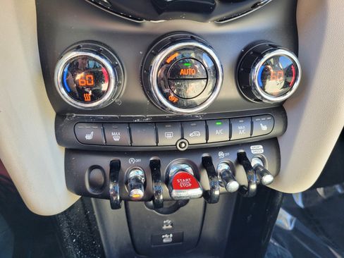 Used 2022 MINI Cooper S image 25