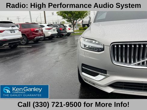 Used 2024 Volvo XC90 B5 Plus AWD/4WD image 17