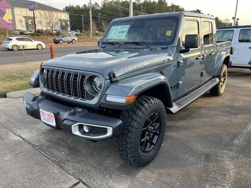 New 2026 Jeep Gladiator Sport image 3