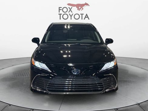 Used 2023 Toyota Camry XLE image 9