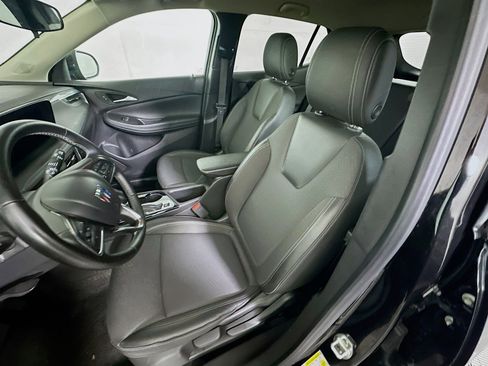 Used 2025 Buick Encore GX Preferred FWD image 13