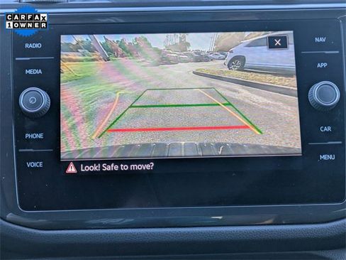 Certified 2024 Volkswagen Tiguan SEL R-Line image 23