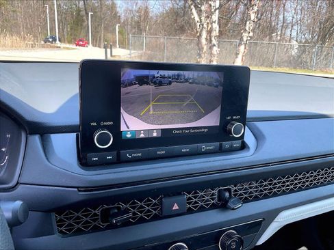 Used 2023 Honda Accord LX image 19