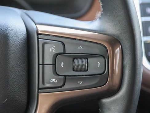 Used 2024 Chevrolet Tahoe High Country AWD/4WD image 40