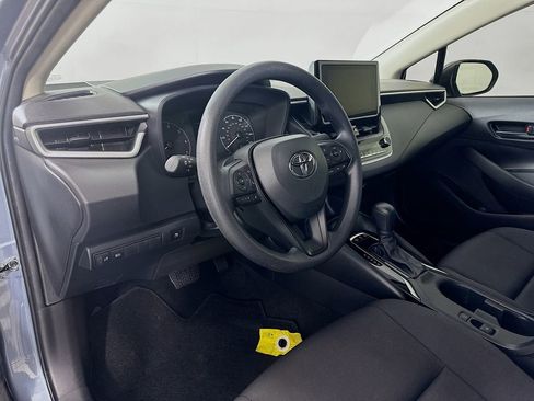 Certified 2025 Toyota Corolla LE FWD image 9