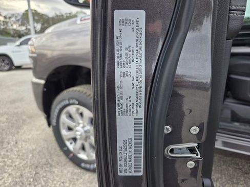 New 2026 RAM 2500 Big Horn AWD/4WD image 21