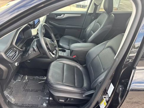 Used 2021 Ford Escape SEL w/ Technology Package AWD/4WD image 9