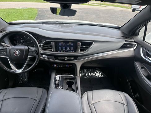 Used 2022 Buick Enclave Premium FWD image 27