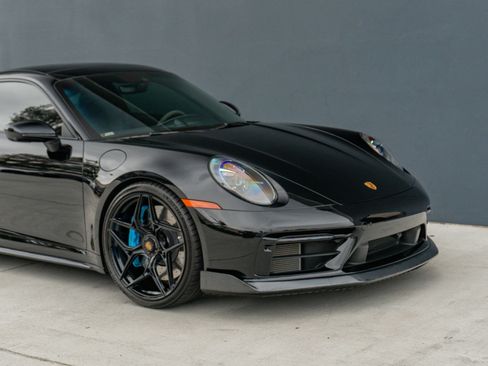 Used 2022 Porsche 911 Carrera 4 GTS w/ Premium Package AWD/4WD image 39