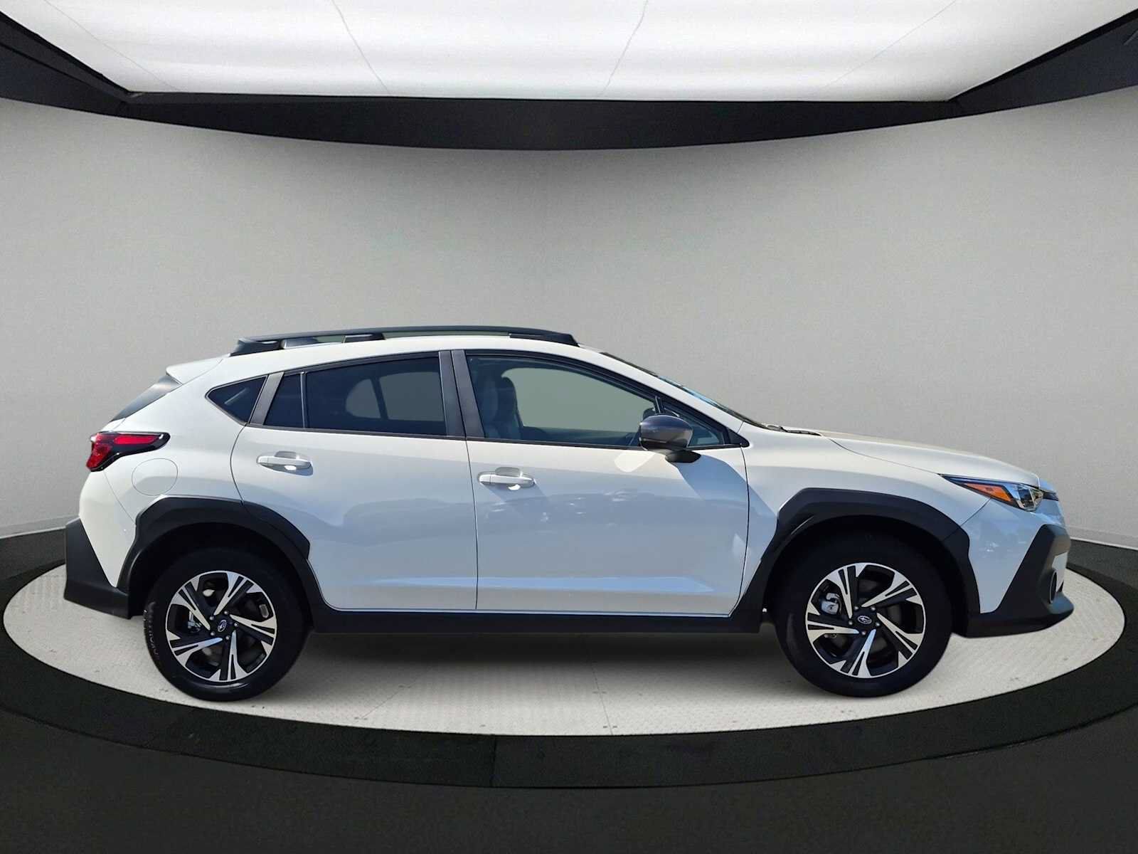 Certified 2024 Subaru Crosstrek 2.0i Premium AWD/4WD image 9
